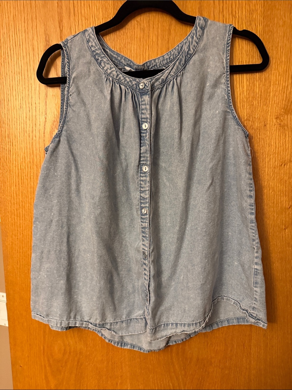 Jane and Delancey Light Blue Denim Sleeveless Button-Front Top